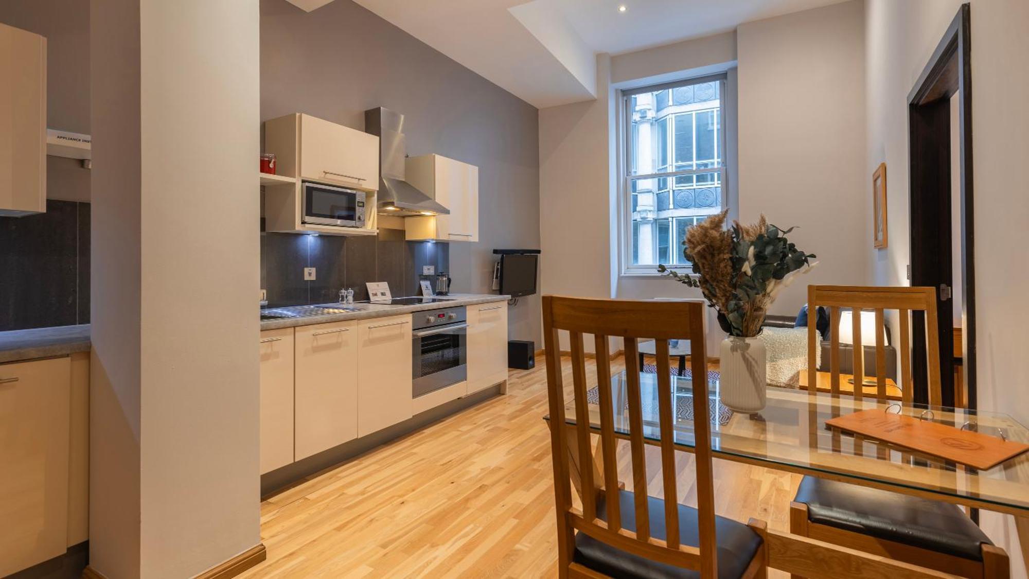 Aparthotel Cannon Street Serviced By Lovelystay *